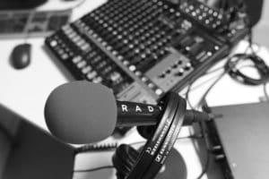 micro table mixage studio wave radio